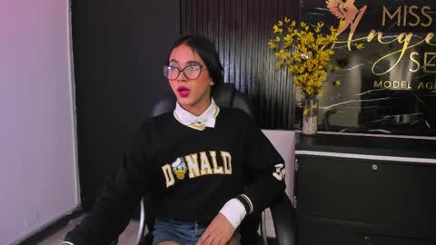 Snapshot of miss_khalifadoll chatting on April 1, 2026, 4:13 am miss_khalifadoll online show from April 1, 2026, 4:13 am
