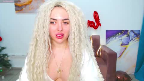 miss_kiten online show from February 24, 2025, 4:38 am