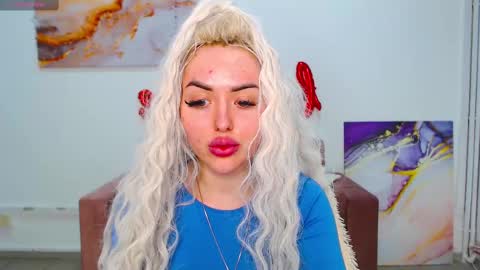 miss_kiten online show from March 11, 2025, 12:28 pm