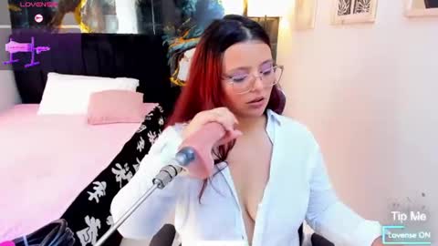Snapshot of miss_kloee chatting on July 24, 2026, 7:45 pm Kloe online show from July 24, 2026, 7:45 pm