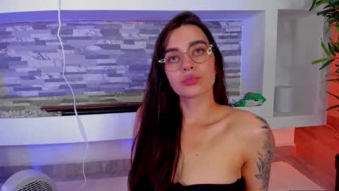 Alana online show from February 27, 2025, 3:36 am