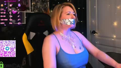 miss_lisaa online show from June 2, 2026, 2:35 am