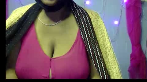 Snapshot of miss_mahi69 chatting on January 10, 2026, 2:35 am Mahi online show from January 10, 2026, 2:35 am