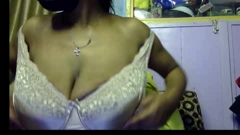 Snapshot of miss_mahi69 chatting on February 7, 2026, 8:12 pm Mahi online show from February 7, 2026, 8:12 pm