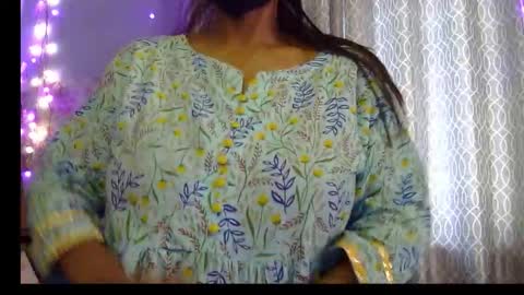 Snapshot of miss_mahi69 chatting on March 3, 2026, 6:52 am Mahi online show from March 3, 2026, 6:52 am