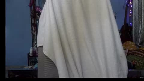 Snapshot of miss_mahi69 chatting on July 3, 2026, 4:19 am Mahi online show from July 3, 2026, 4:19 am