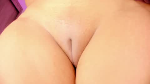 Alejandra  online show from December 27, 2024, 12:07 am