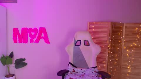 Mamma Mia online show from September 18, 2025, 4:36 am