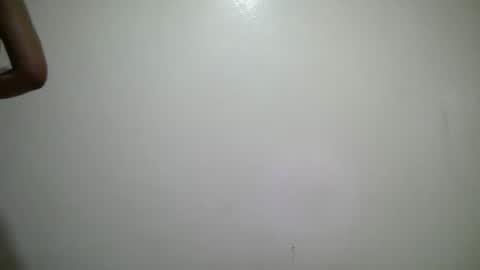 miss_rihanna2 online show from April 16, 2026, 9:39 pm