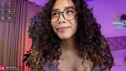 Amy Olivera online show from September 29, 2025, 1:05 pm