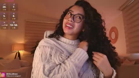Amy Olivera online show from May 22, 2026, 12:55 pm