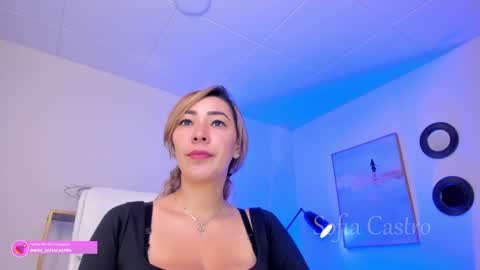 Snapshot of miss_sofiaa_ chatting on February 4, 2025, 2:43 pm Sofia Castro online show from February 4, 2025, 2:43 pm