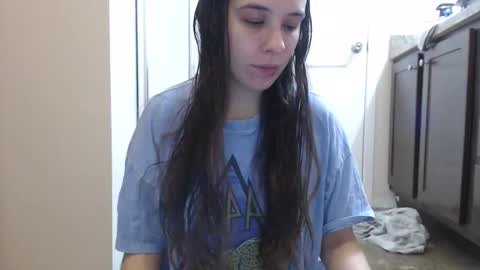 Bella online show from December 3, 2024, 3:20 am