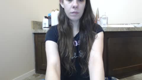 Bella online show from January 31, 2025, 1:43 am