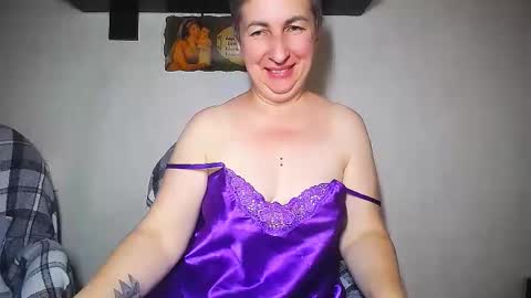 Snapshot of miss_tasha_kom chatting on September 11, 2025, 10:15 am miss_tasha_kom online show from September 11, 2025, 10:15 am