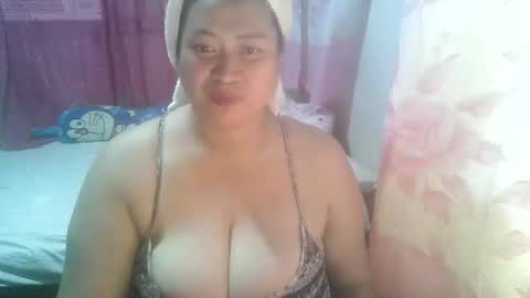 Snapshot of miss_v0lcan0 chatting on October 17, 2025, 10:40 am miss v0lcan0 online show from October 17, 2025, 10:40 am