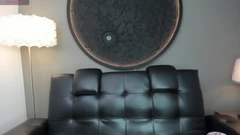 Vaiolette online show from January 11, 2025, 11:02 am