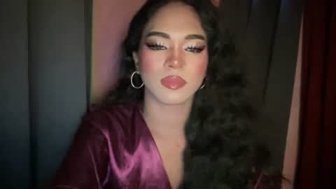 miss_veron_xoxo online show from December 14, 2025, 9:41 pm