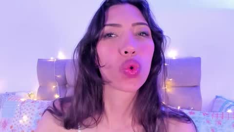 Snapshot of miss_veronica2 chatting on February 10, 2025, 5:52 pm Miss Veronica online show from February 10, 2025, 5:52 pm