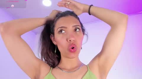 Snapshot of miss_veronica2 chatting on February 25, 2025, 3:16 pm Miss Veronica online show from February 25, 2025, 3:16 pm