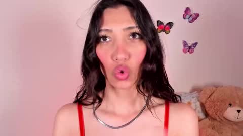 Snapshot of miss_veronica2 chatting on September 29, 2025, 1:27 pm Miss Veronica online show from September 29, 2025, 1:27 pm