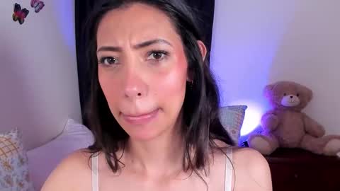 Snapshot of miss_veronica2 chatting on December 4, 2025, 1:20 pm Miss Veronica online show from December 4, 2025, 1:20 pm