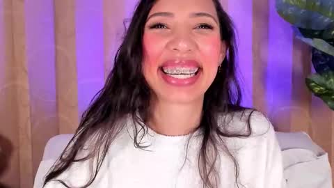 Miss Veronica online show from March 13, 2026, 1:29 pm