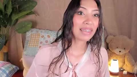 Snapshot of miss_veronica2 chatting on July 20, 2026, 1:13 pm Miss Veronica online show from July 20, 2026, 1:13 pm