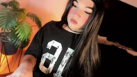 miss_zz online show from March 16, 2026, 8:24 pm