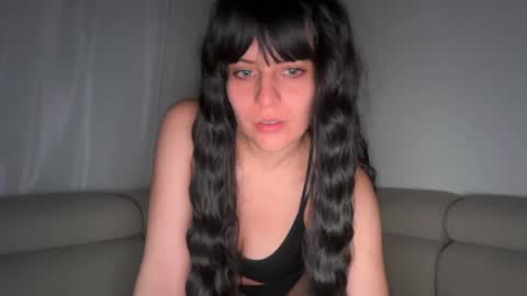 Snapshot of missameliah chatting on May 16, 2026, 4:42 am Ameliahs online show from May 16, 2026, 4:42 am