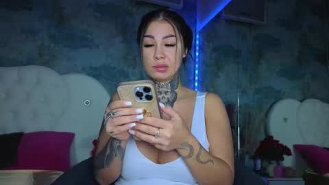 Snapshot of missangellxx chatting on October 6, 2025, 10:02 am missangellxx online show from October 6, 2025, 10:02 am