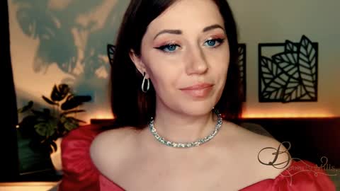 The divine Beverly online show from December 7, 2024, 5:20 pm