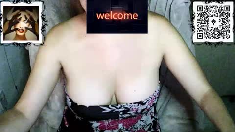 Snapshot of missbiny chatting on January 18, 2026, 10:35 pm Avamlash online show from January 18, 2026, 10:35 pm