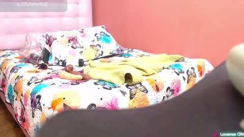 Miss Evelyn  online show from January 30, 2025, 5:30 am