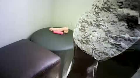 missbutty online show from April 16, 2026, 10:38 am