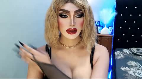 Snapshot of misschannel4sub chatting on January 11, 2025, 8:54 pm PRIESTESS CHANNEL online show from January 11, 2025, 8:54 pm