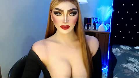 Snapshot of misschannel4sub chatting on January 17, 2025, 2:39 am PRIESTESS CHANNEL online show from January 17, 2025, 2:39 am
