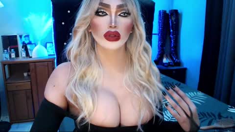 Snapshot of misschannel4sub chatting on February 1, 2025, 8:58 pm PRIESTESS CHANNEL online show from February 1, 2025, 8:58 pm