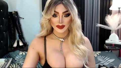 Snapshot of misschannel4sub chatting on February 16, 2025, 6:54 pm PRIESTESS CHANNEL online show from February 16, 2025, 6:54 pm