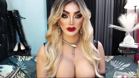 Snapshot of misschannel4sub chatting on February 17, 2025, 10:14 pm PRIESTESS CHANNEL online show from February 17, 2025, 10:14 pm