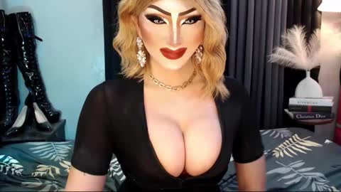 Snapshot of misschannel4sub chatting on September 27, 2025, 12:48 am PRIESTESS CHANNEL online show from September 27, 2025, 12:48 am