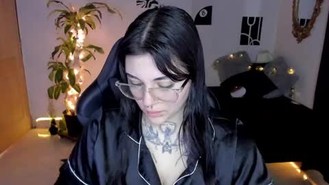 Snapshot of misscharlottte_18 chatting on December 4, 2024, 5:22 pm Missy Charlottte.  Hey remember to give me a thumbs up ty online show from December 4, 2024, 5:22 pm