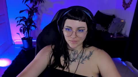 Snapshot of misscharlottte_18 chatting on January 17, 2025, 10:22 am Missy Charlottte.  Hey remember to give me a thumbs up ty online show from January 17, 2025, 10:22 am