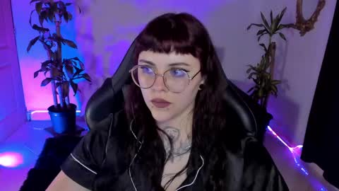 Snapshot of misscharlottte_18 chatting on March 5, 2025, 7:38 am Missy Charlottte.  Hey remember to give me a thumbs up ty online show from March 5, 2025, 7:38 am