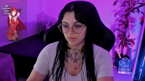 Snapshot of misscharlottte_18 chatting on October 12, 2025, 1:04 am Missy Charlottte.  Hey remember to give me a thumbs up ty online show from October 12, 2025, 1:04 am