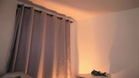 Snapshot of misselektra__ chatting on May 26, 2026, 4:08 am ELEKTRA online show from May 26, 2026, 4:08 am