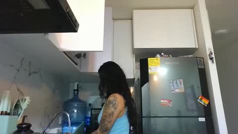 melodie  online show from February 20, 2025, 12:41 am