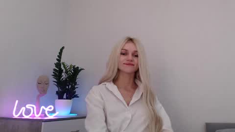 EMMA online show from January 5, 2025, 9:47 pm