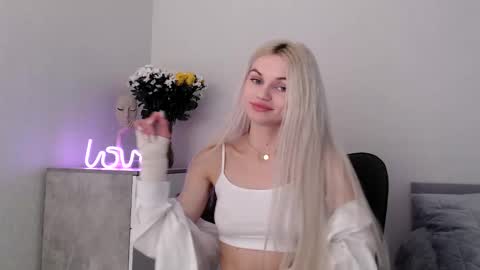 EMMA online show from February 25, 2025, 9:46 pm