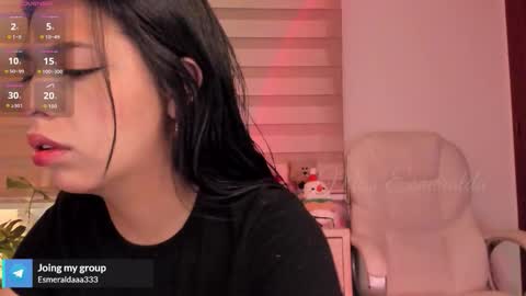 Julieta Arboleda   but i like call me esme online show from November 17, 2025, 1:17 pm